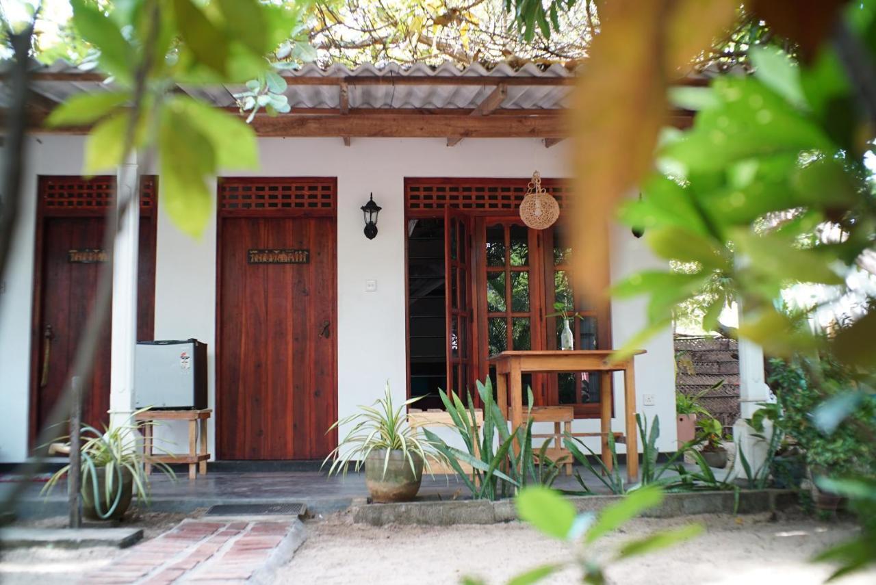 Salty Garden Arugambay Bed & Breakfast Vịnh Arugam Phòng bức ảnh